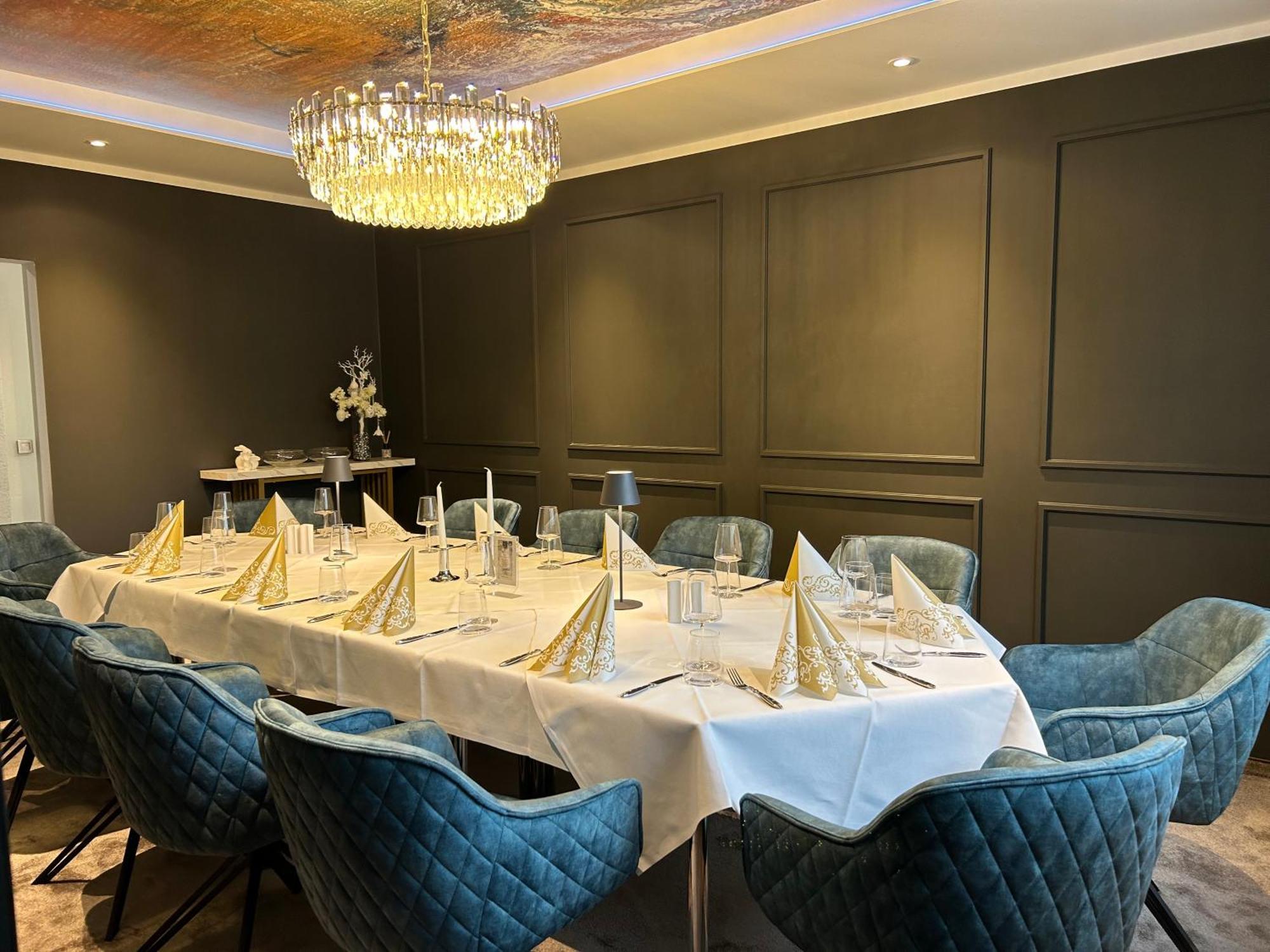 Hotel Kristall Weisswasser Extérieur photo