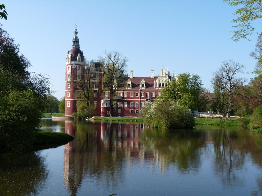 Hotel Kristall Weisswasser Extérieur photo