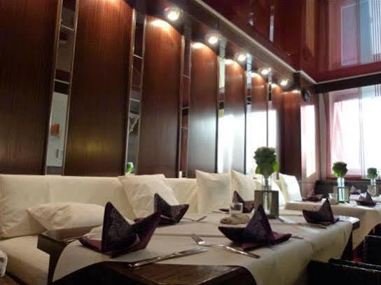 Hotel Kristall Weisswasser Extérieur photo